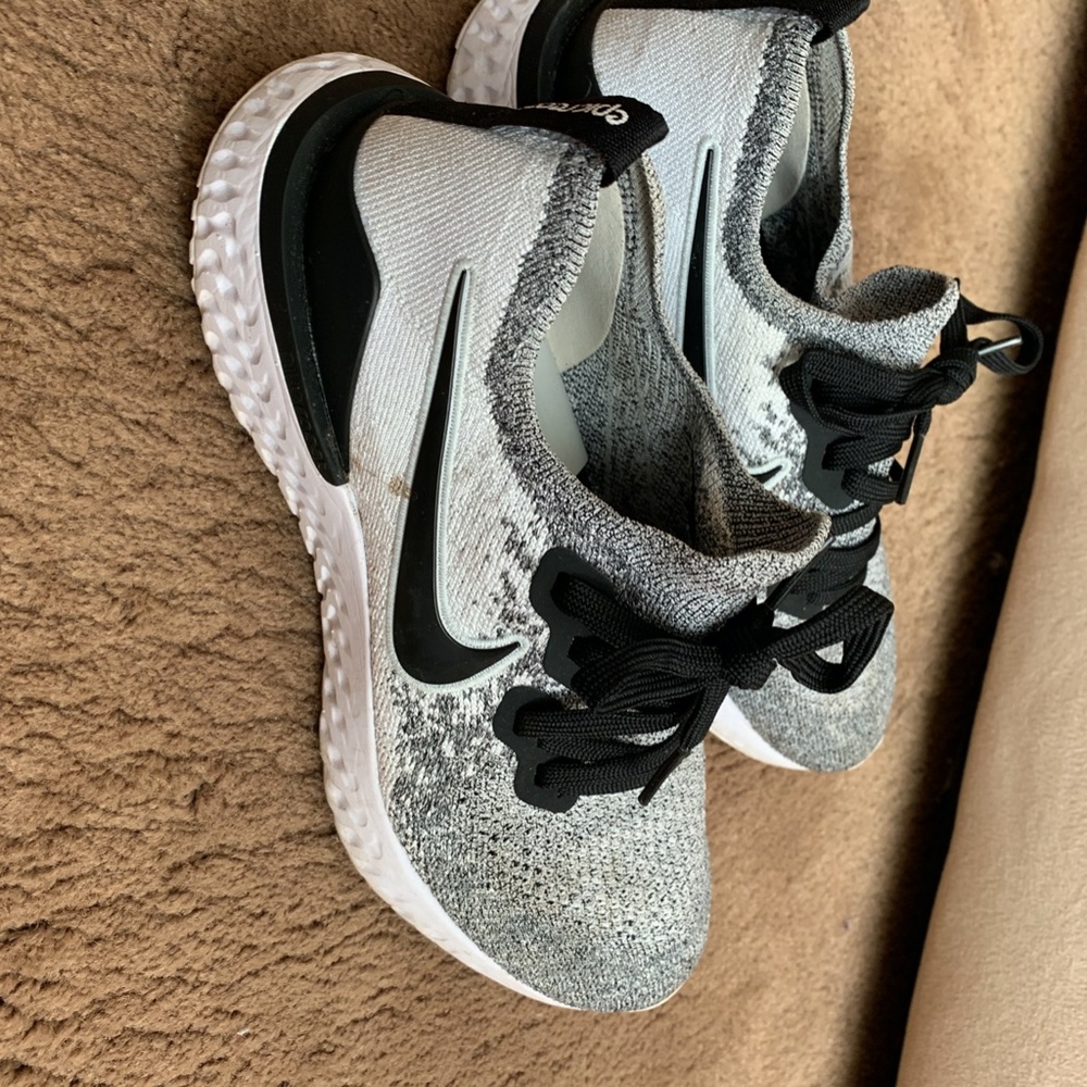 Nikes - Picture 3 of 3